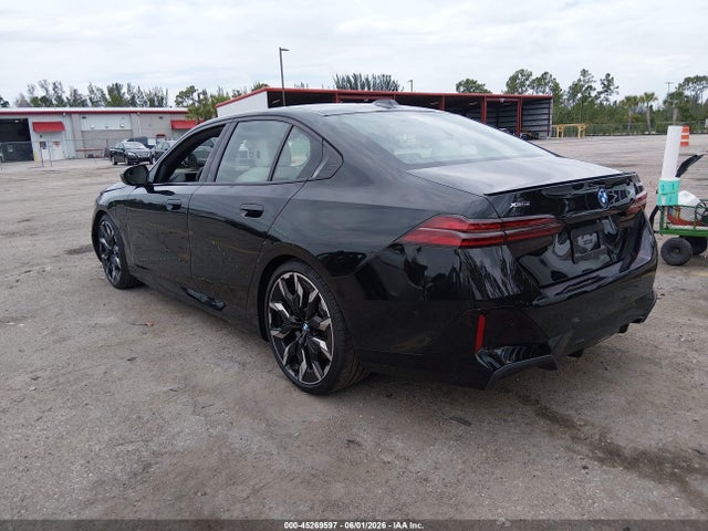 BMW 550e Xdrive 2026 WBA13FK07TCX10136 Image 3