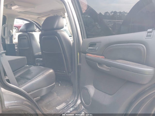 Продажа на аукционе авто 2010 Cadillac Escalade Premium, vin: 1GYUCCEF5AR219440, номер лота: 45269609
