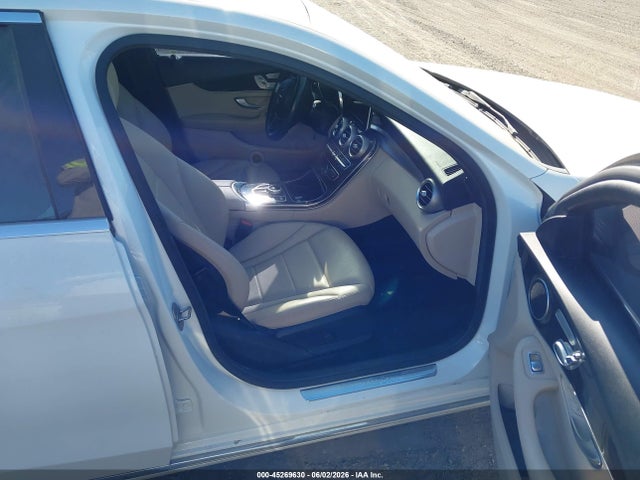 Aukcja sprzedaży 2018 Mercedes-benz C 300 4matic, vin: 55SWF4KB6JU242940, numer aukcji: 45269630