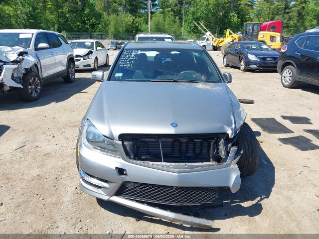 Продажа на аукционе авто 2012 Mercedes-benz C 300 Sport 4matic, vin: WDDGF8BB0CA712071, номер лота: 45269672