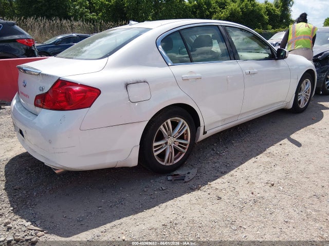 45269682 :رقم المزاد ، JN1CV6AP5BM510646 vin ، 2011 Infiniti G37 Journey مزاد بيع