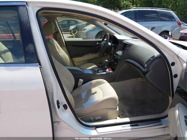 45269682 :رقم المزاد ، JN1CV6AP5BM510646 vin ، 2011 Infiniti G37 Journey مزاد بيع