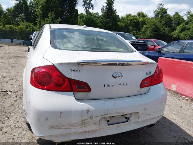 45269682 :رقم المزاد ، JN1CV6AP5BM510646 vin ، 2011 Infiniti G37 Journey مزاد بيع