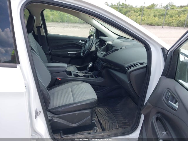 Продаж на аукціоні авто 2019 Ford Escape Se, vin: 1FMCU9GD4KUB51882, номер лоту: 45269683