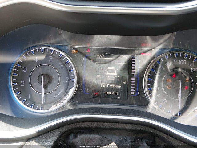 45269697 :رقم المزاد ، 1C3CCCFB8GN188654 vin ، 2016 Chrysler 200 Touring مزاد بيع