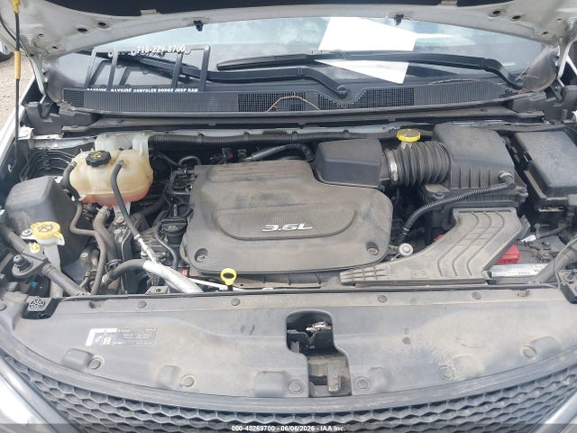 45269700 :رقم المزاد ، 2C4RC1BG0JR257794 vin ، 2018 Chrysler Pacifica Touring L مزاد بيع