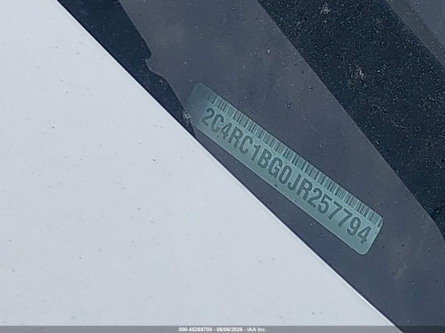 45269700 :رقم المزاد ، 2C4RC1BG0JR257794 vin ، 2018 Chrysler Pacifica Touring L مزاد بيع