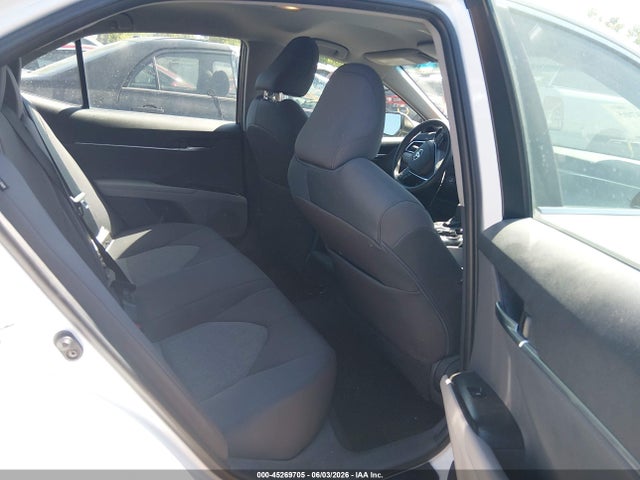 Aukcja sprzedaży 2018 Toyota Camry Le, vin: 4T1B11HK1JU055774, numer aukcji: 45269705