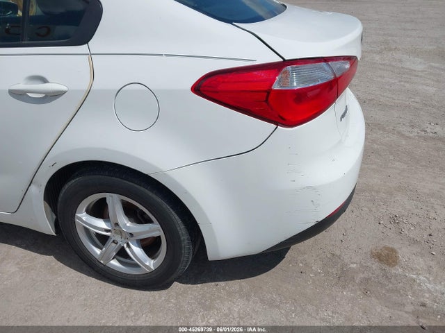 Продажа на аукционе авто 2016 Kia Forte Lx, vin: KNAFK4A60G5510115, номер лота: 45269739