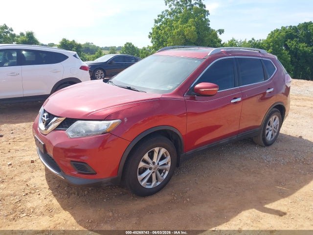 Nissan ROGUE SV 2015 5N1AT2MTXFC841354 Image 2