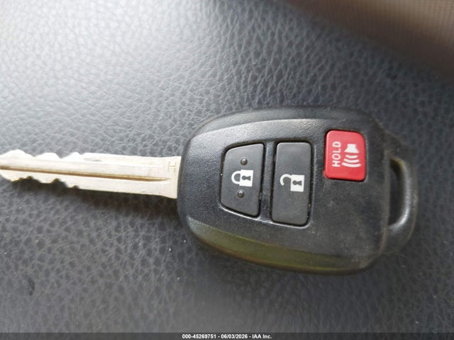 Toyota Rav4 Xle 2014 JTMRFREV6ED049704 Image 11