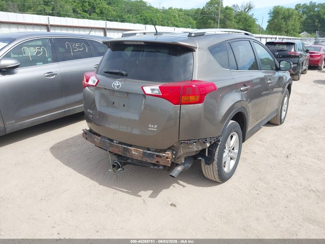 Toyota Rav4 Xle 2014 JTMRFREV6ED049704 Image 4
