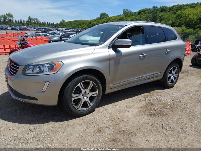 Продажа на аукционе авто 2015 Volvo Xc60 T6, vin: YV4902RK2F2653415, номер лота: 45269779