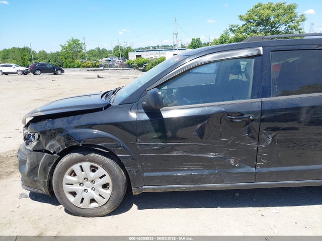 3C4PDCAB7JT518907 Dodge JOURNEY SE