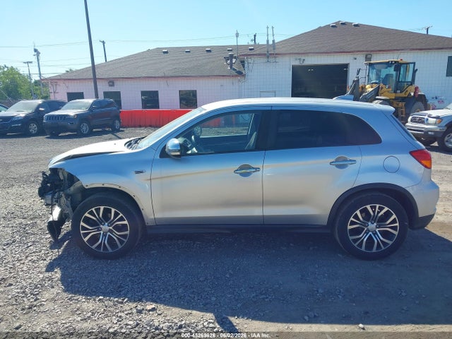 Aukcja sprzedaży 2018 Mitsubishi Outlander Sport 2.0 Es, vin: JA4AR3AU8JZ004429, numer aukcji: 45269826