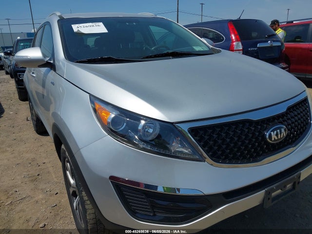 45269836 :رقم المزاد ، KNDPBCAC0F7670599 vin ، 2015 Kia Sportage Lx مزاد بيع