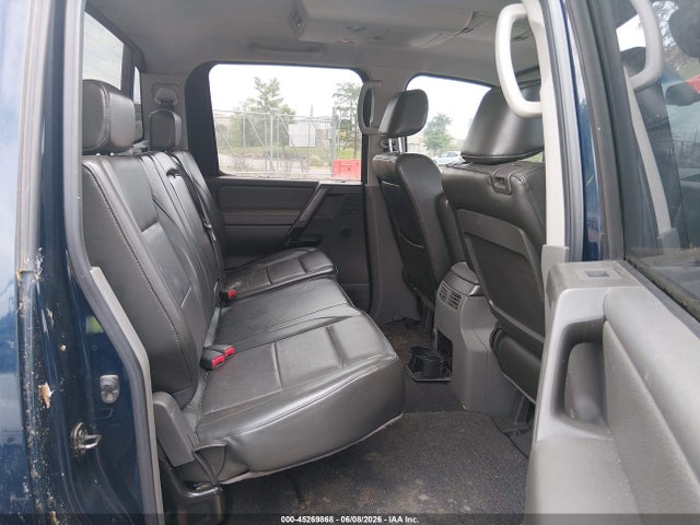 45269868 :رقم المزاد ، 1N6BA07B67N214546 vin ، 2007 Nissan Titan Le مزاد بيع