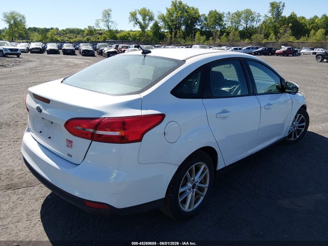 45269888 :رقم المزاد ، 1FADP3F2XFL206592 vin ، 2015 Ford Focus Se مزاد بيع