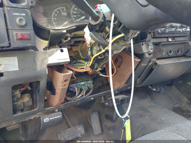 45269920 :رقم المزاد ، 1GCHC24U12E124710 vin ، 2002 Chevrolet Silverado 2500hd مزاد بيع