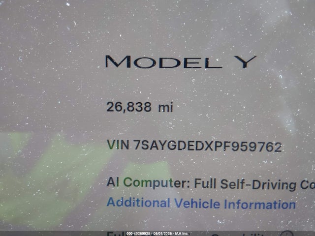 Tesla Model Y 2023 7SAYGDEDXPF959762 Image 13