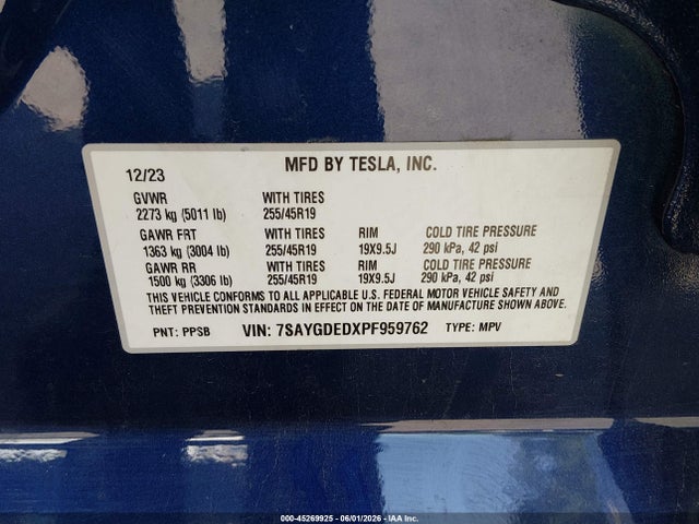 Tesla Model Y 2023 7SAYGDEDXPF959762 Image 9