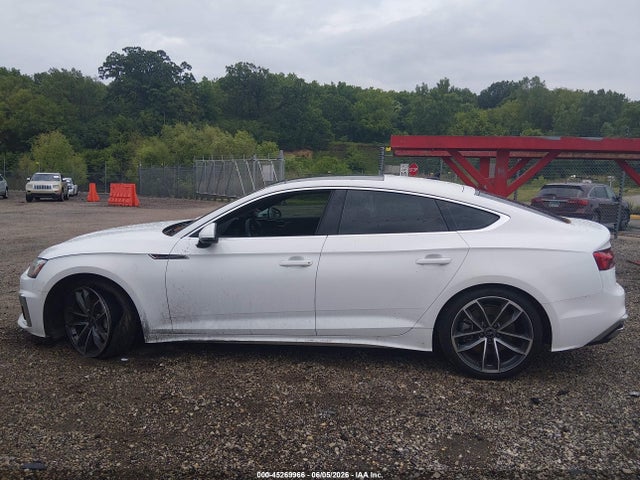 2023 Audi A5 Sportback Premium Plus 45 Tfsi S Line Quattro S Tronic მანქანა იყიდება აუქციონზე, vin: WAUFACF51PA043856, აუქციონის ნომერი: 45269966
