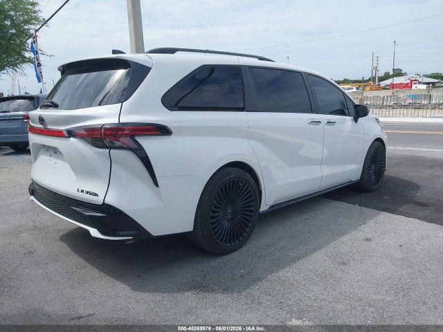 2024 Toyota Sienna Xse მანქანა იყიდება აუქციონზე, vin: 5TDDRKEC3RS210558, აუქციონის ნომერი: 45269976