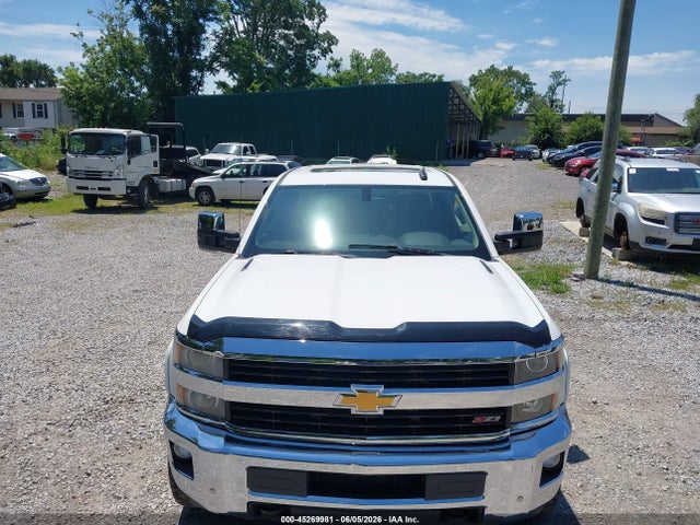 2015 Chevrolet Silverado 2500hd Ltz მანქანა იყიდება აუქციონზე, vin: 1GC1KWE89FF581049, აუქციონის ნომერი: 45269981