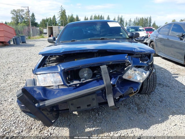 45269986 :رقم المزاد ، 2FABP7BV0BX182735 vin ، 2011 Ford Crown Victoria Police Interceptor مزاد بيع