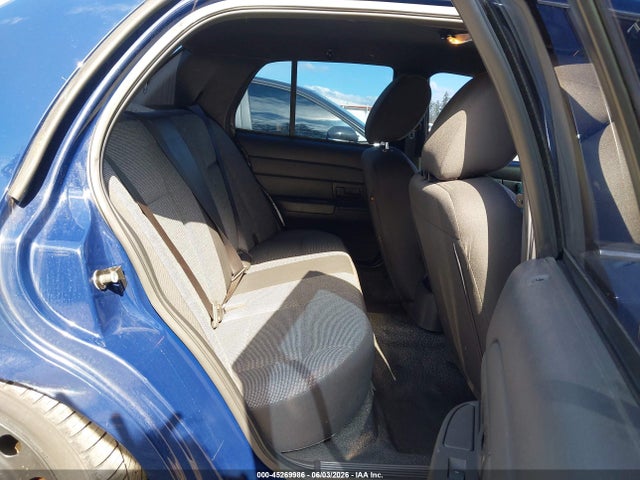 45269986 :رقم المزاد ، 2FABP7BV0BX182735 vin ، 2011 Ford Crown Victoria Police Interceptor مزاد بيع
