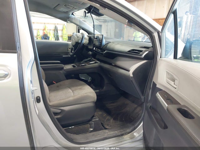 Продажа на аукционе авто 2022 Toyota Sienna Le, vin: 5TDKSKFC9NS066034, номер лота: 45270014