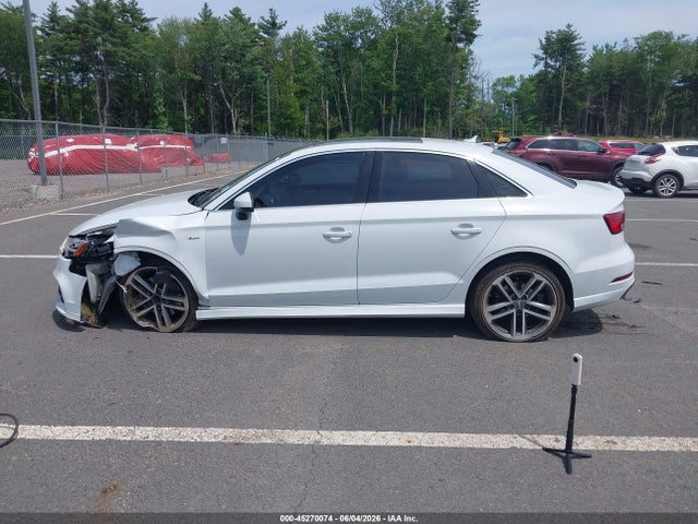 Продаж на аукціоні авто 2017 Audi A3 2.0t Premium, vin: WAUJ8GFF6H1013565, номер лоту: 45270074