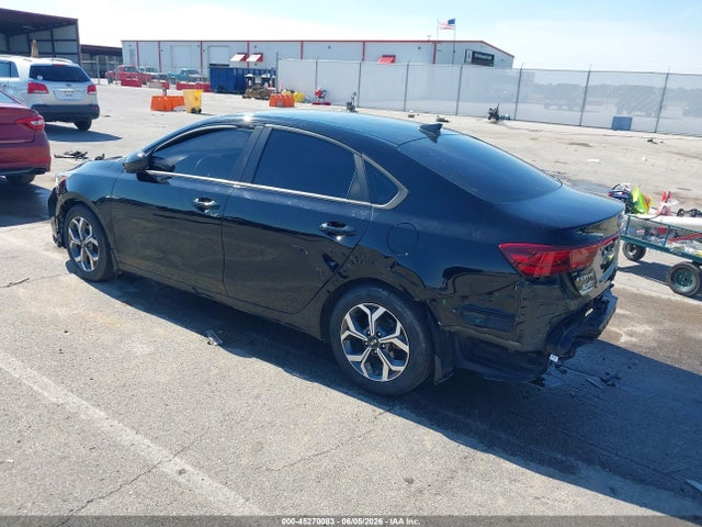 45270083 :رقم المزاد ، 3KPF24AD4ME366988 vin ، 2021 Kia Forte Lxs مزاد بيع