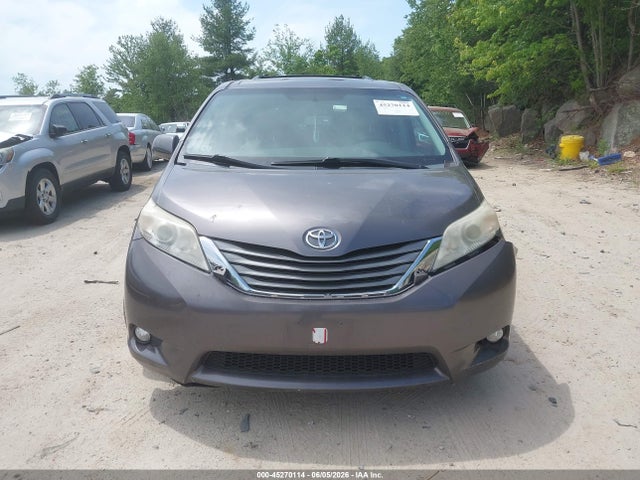 2011 Toyota Sienna Xle მანქანა იყიდება აუქციონზე, vin: 5TDDK3DC3BS023094, აუქციონის ნომერი: 45270114
