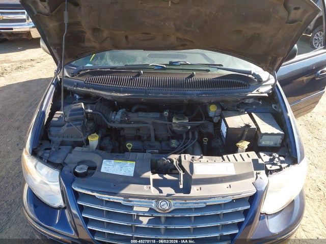 45270118 :رقم المزاد ، 2C8GP64LX5R116223 vin ، 2005 Chrysler Town & Country Limited مزاد بيع