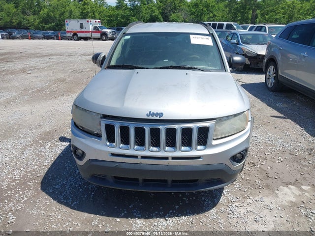 2011 Jeep Compass მანქანა იყიდება აუქციონზე, vin: 1J4NT1FBXBD142504, აუქციონის ნომერი: 45270140
