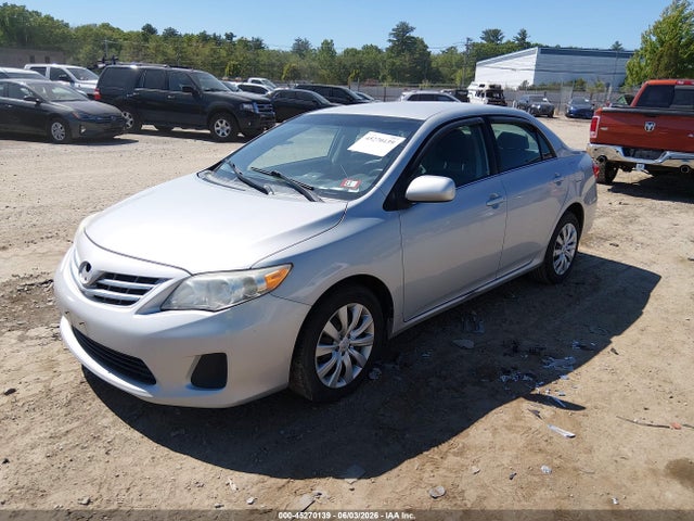45270139 :رقم المزاد ، 2T1BU4EE5DC973573 vin ، 2013 Toyota Corolla Le مزاد بيع