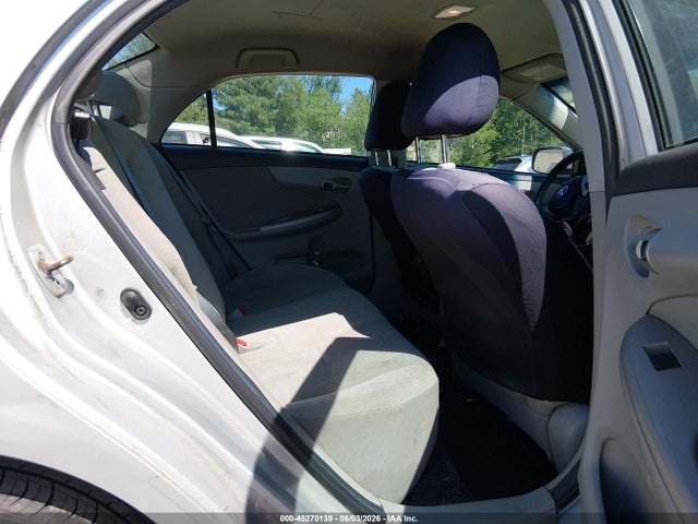 45270139 :رقم المزاد ، 2T1BU4EE5DC973573 vin ، 2013 Toyota Corolla Le مزاد بيع