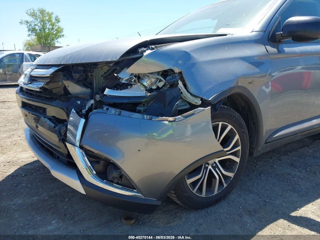 45270144 :رقم المزاد ، JA4AZ2A31HZ022007 vin ، 2017 Mitsubishi Outlander Es مزاد بيع
