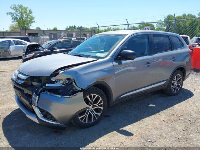 45270144 :رقم المزاد ، JA4AZ2A31HZ022007 vin ، 2017 Mitsubishi Outlander Es مزاد بيع