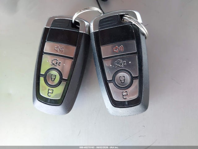 3FA6P0UUXJR258083 Ford Fusion Hybrid S