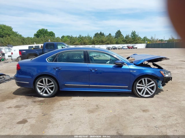 Продажа на аукционе авто 2017 Volkswagen Passat 1.8t R-line, vin: 1VWDT7A36HC013420, номер лота: 45270197