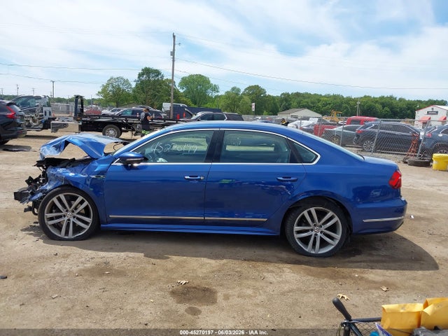 Продажа на аукционе авто 2017 Volkswagen Passat 1.8t R-line, vin: 1VWDT7A36HC013420, номер лота: 45270197