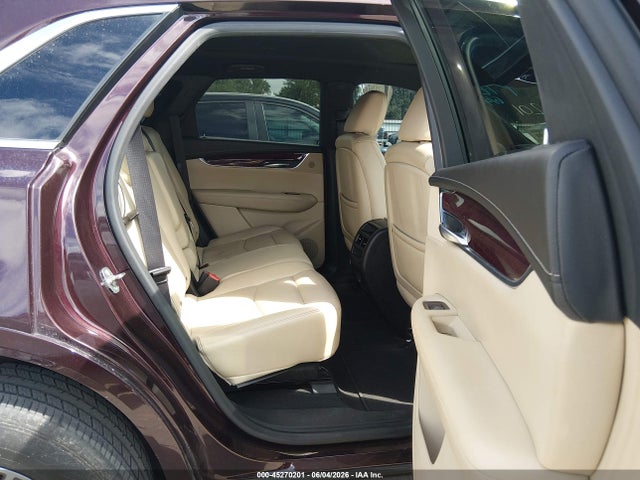 45270201 :رقم المزاد ، 1GYKNCRS2JZ112404 vin ، 2018 Cadillac Xt5 Luxury مزاد بيع