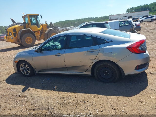 Продажа на аукционе авто 2017 Honda Civic Lx, vin: 19XFC2F68HE062029, номер лота: 45270224
