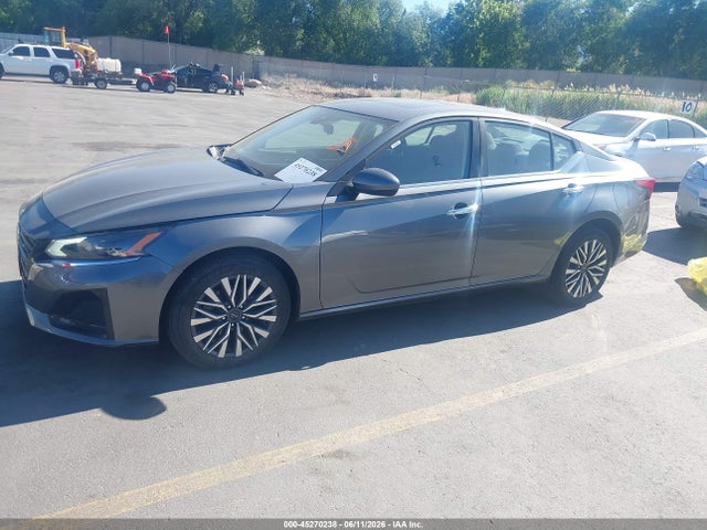 1N4BL4DW7PN365848 Nissan Altima Sv Intelligent Awd