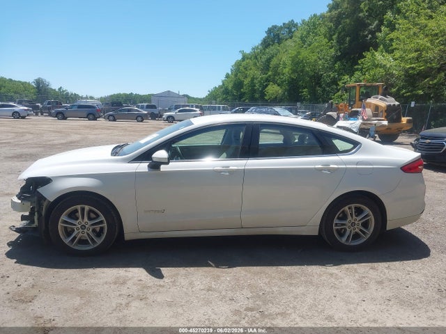 45270239 :رقم المزاد ، 3FA6P0LU0JR150623 vin ، 2018 Ford Fusion Hybrid Se مزاد بيع