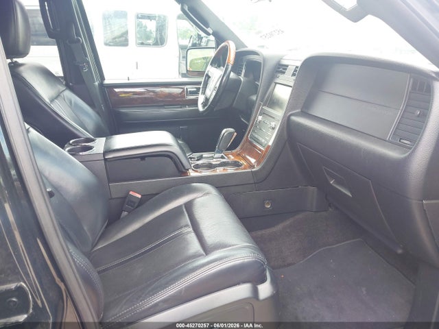 2015 Lincoln Navigator მანქანა იყიდება აუქციონზე, vin: 5LMJJ2HT1FEJ01936, აუქციონის ნომერი: 45270257
