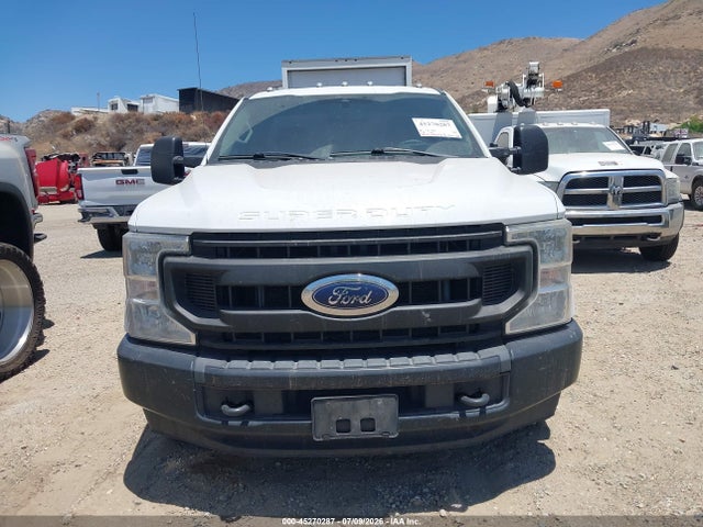 Ford F-350 Chassis Xl 2021 1FDRF3G64MEC67597 Image 12