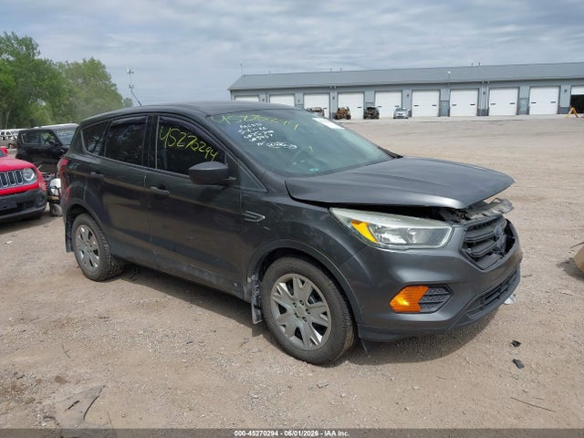 2017 Ford Escape S მანქანა იყიდება აუქციონზე, vin: 1FMCU0F74HUC75957, აუქციონის ნომერი: 45270294